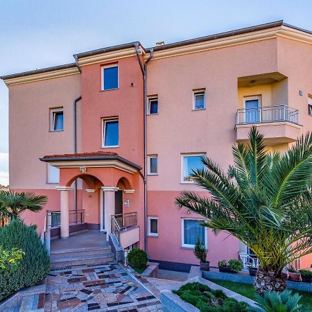 Istriensonne - Apartments Veruda Mit Grillterrasse PUY 외부 사진
