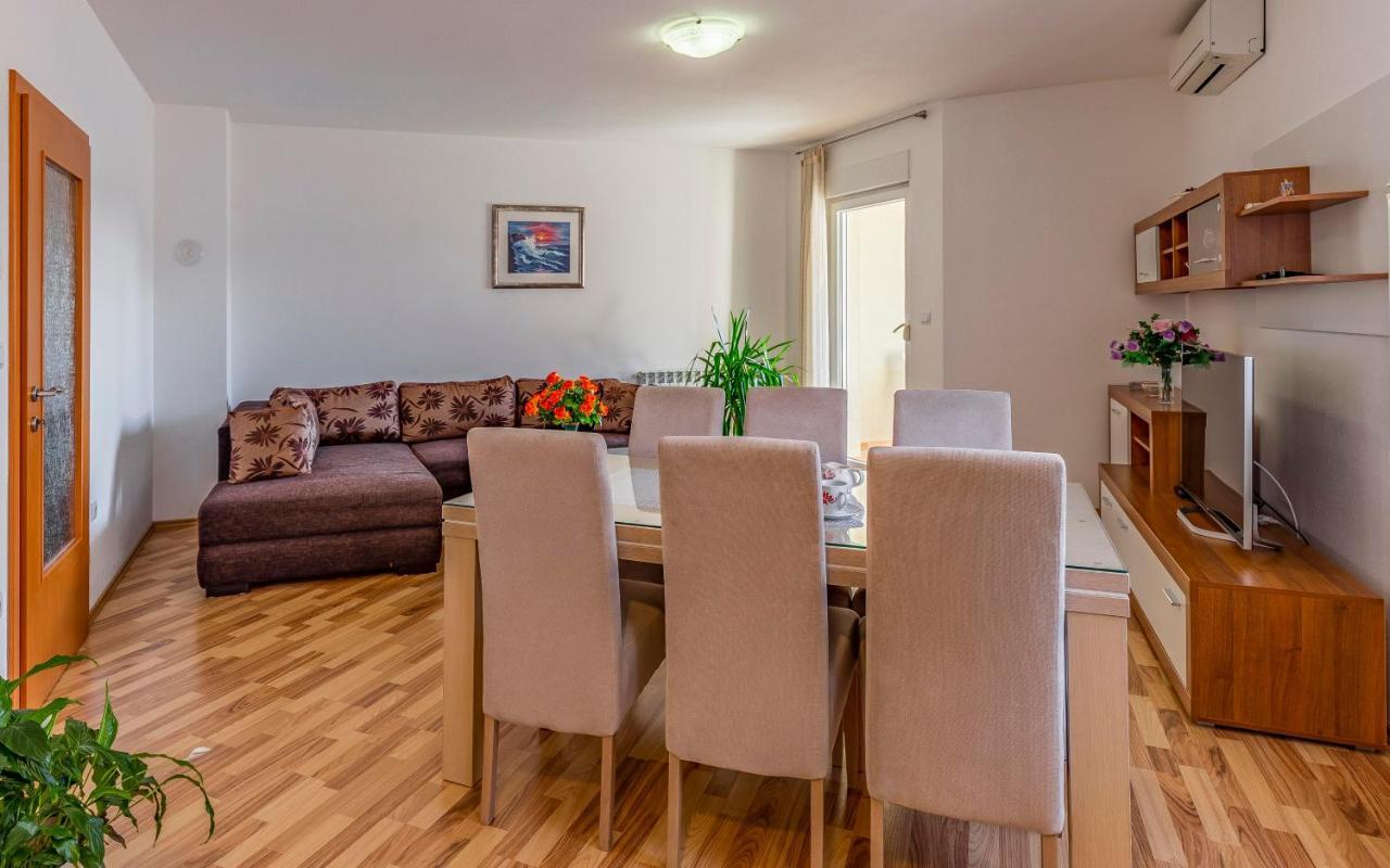 Istriensonne - Apartments Veruda Mit Grillterrasse PUY 외부 사진