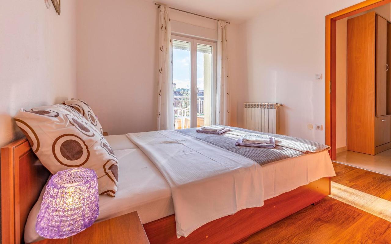 Istriensonne - Apartments Veruda Mit Grillterrasse PUY 외부 사진