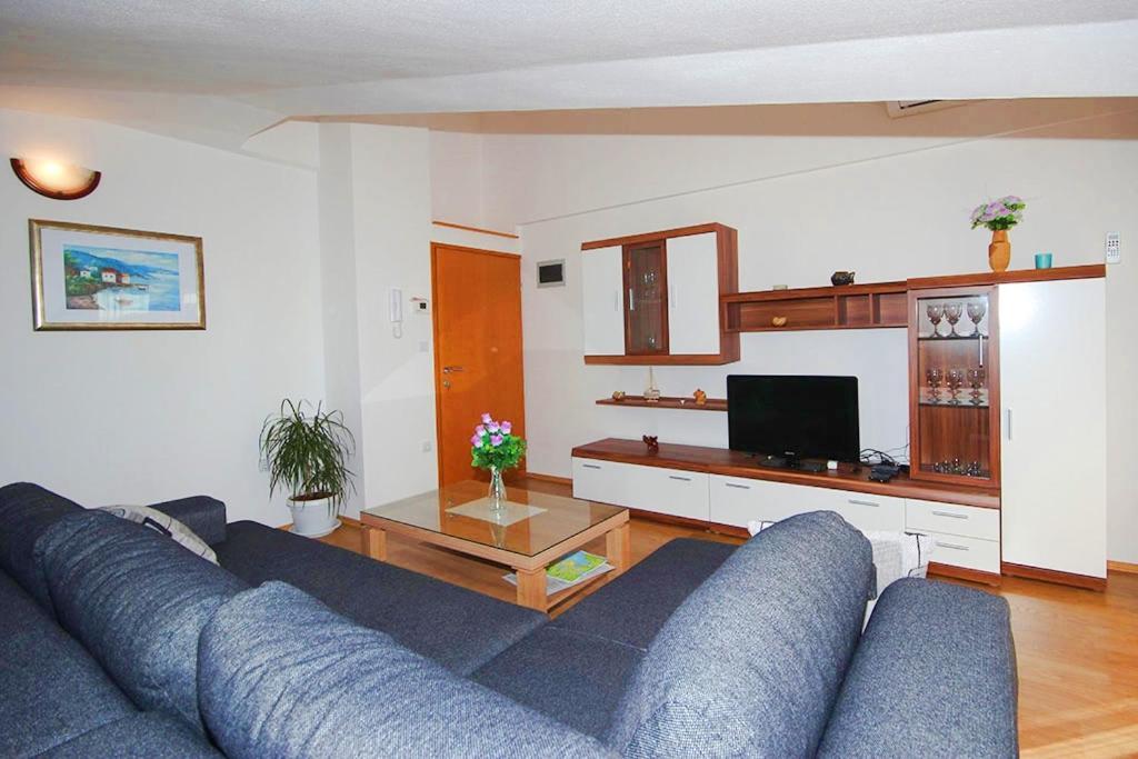Istriensonne - Apartments Veruda Mit Grillterrasse PUY 외부 사진